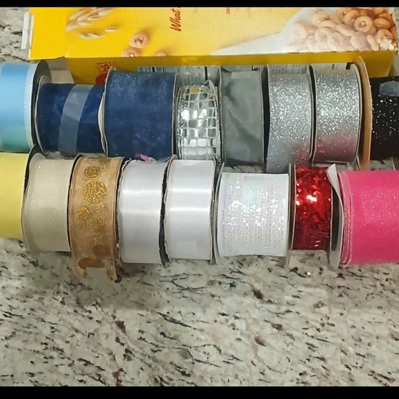 RIBBON All sizes/colors/ patterns/fabrics, 70-100 rolls Holiday/Bows/Scrapbook - Picture 2 of 14